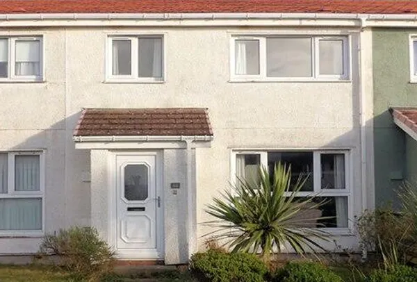 Window painting before results in Milton Keynes