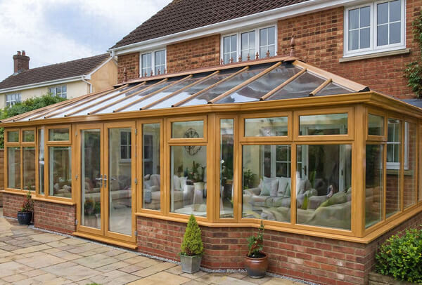 Conservatory in Northampton before a full painting transformation