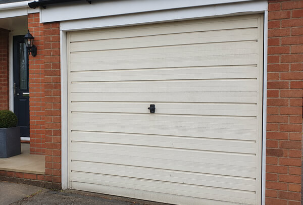 Garage door in High Wycombe before a colour change