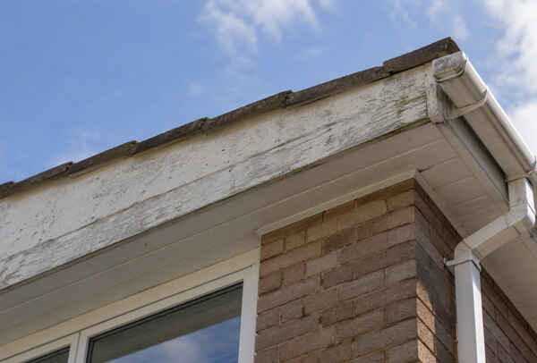 Faded roofline in High Wycombe before painting