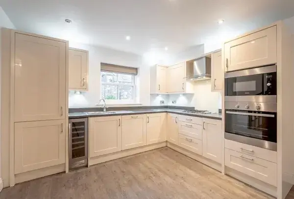 Kitchen cupboard repainting before and after in Milton Keynes