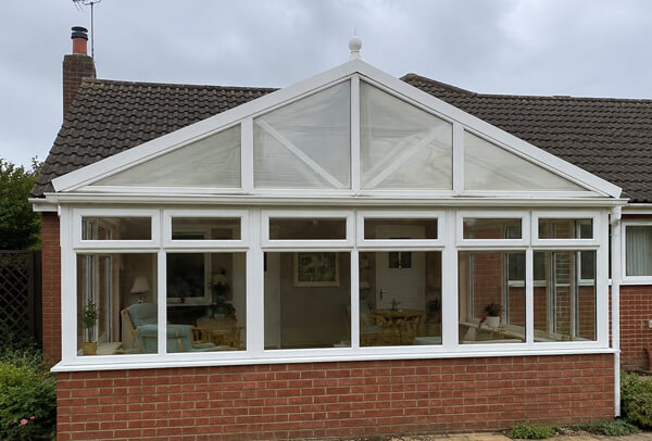 Conservatory before choosing a new frame colour in Dunstable