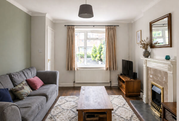 Interior room in Luton after painting and decorating, with a cleaner and more modern finish
