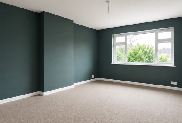 Interior room in Oxford after decorating, with fresh paint and a professional finish