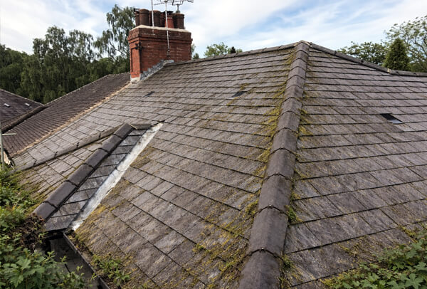 Roof cleaning before results in Milton Keynes